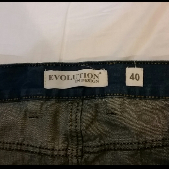 Evolution In Design Jeans - Picture 2 of 8